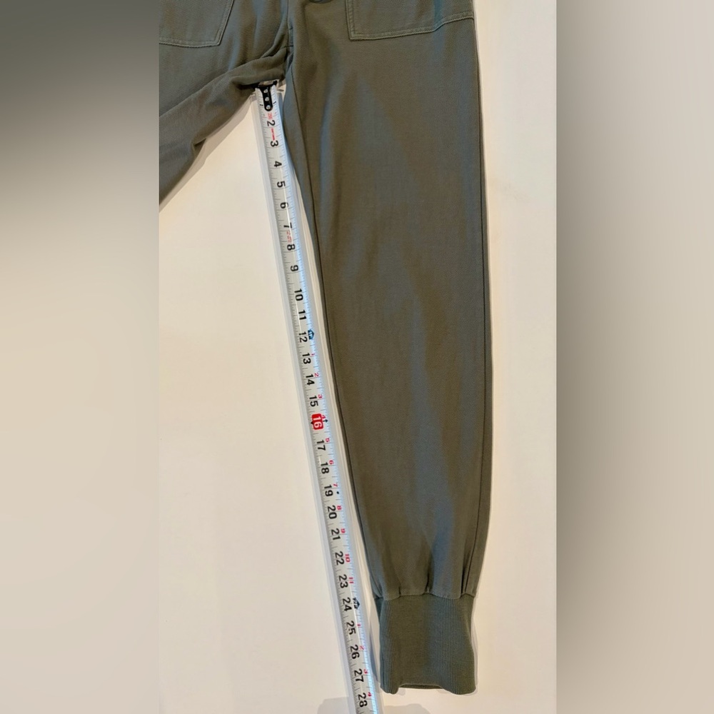 Uniqlo 100% Cotton Sage Olive Green Women's Jogger Pants Size Small Relaxed Fit - Picture 3 of 13